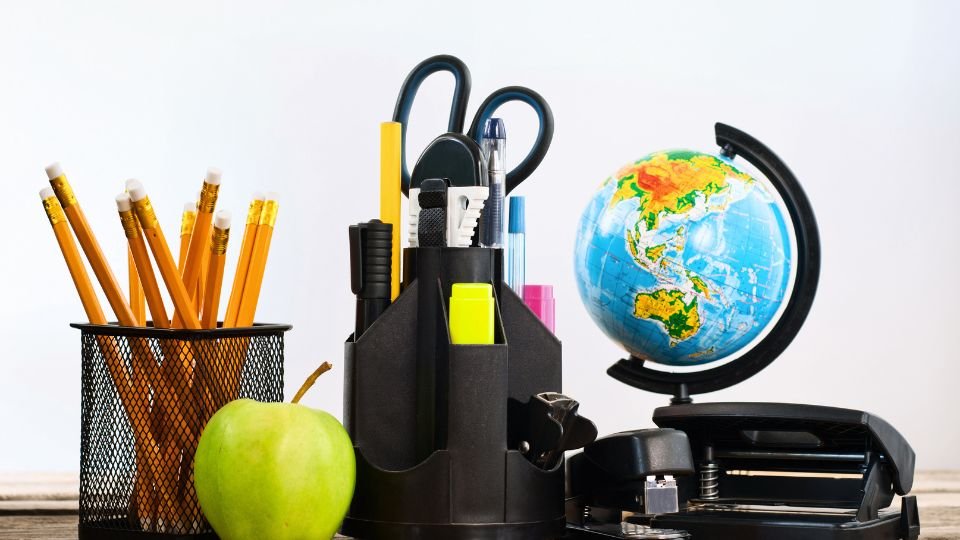 Pillanatragasztó biztonságosan: hogyan használd, hogy ne ragadj hozzá?