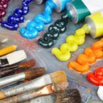 Akrilfesték vagy tempera? Melyiket válasszuk a különböző kreatív ötletekhez?