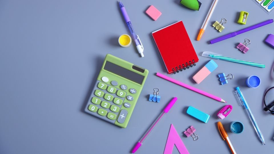 Öntapadós etikettek a gyakorlatban: hogyan nyomtass profi címkéket otthon?